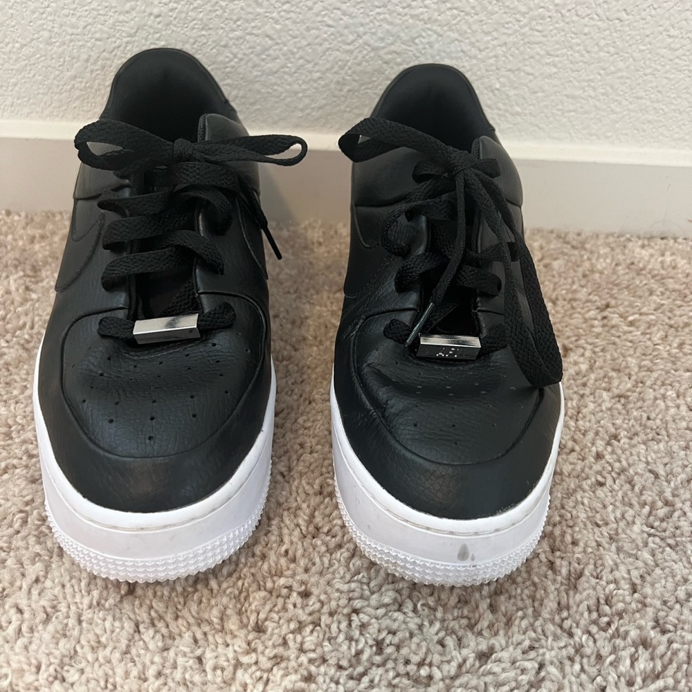 Nike air forces sage lows